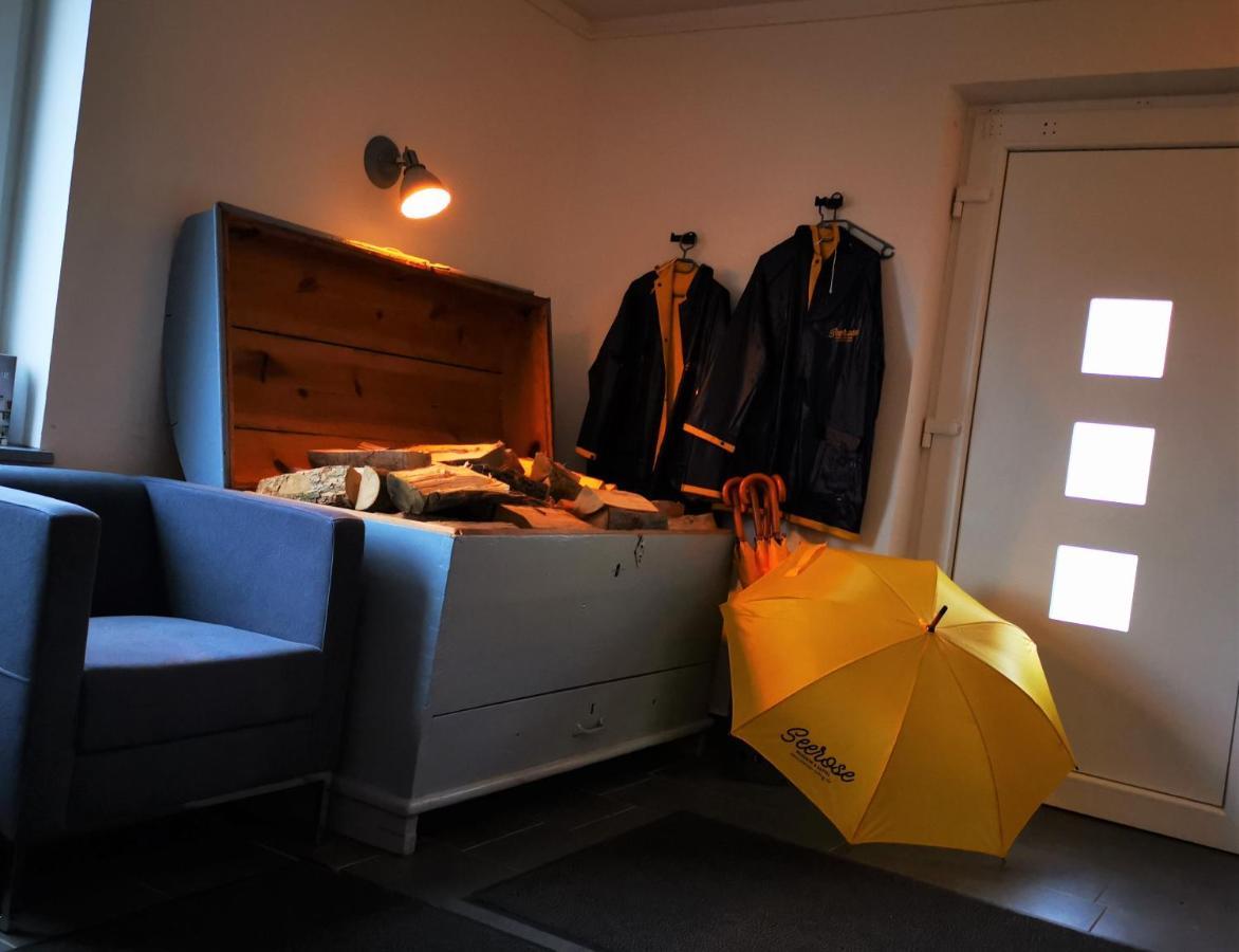Seerose Boutique-Pension Tating Extérieur photo